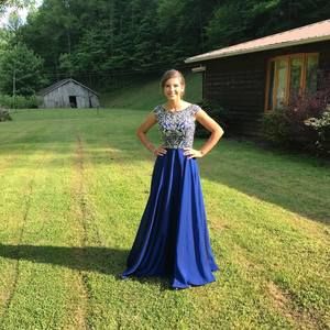 Meet your Posher, April